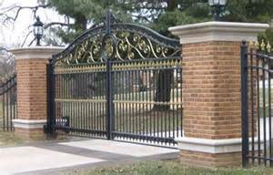 gate repair Woodland Hills